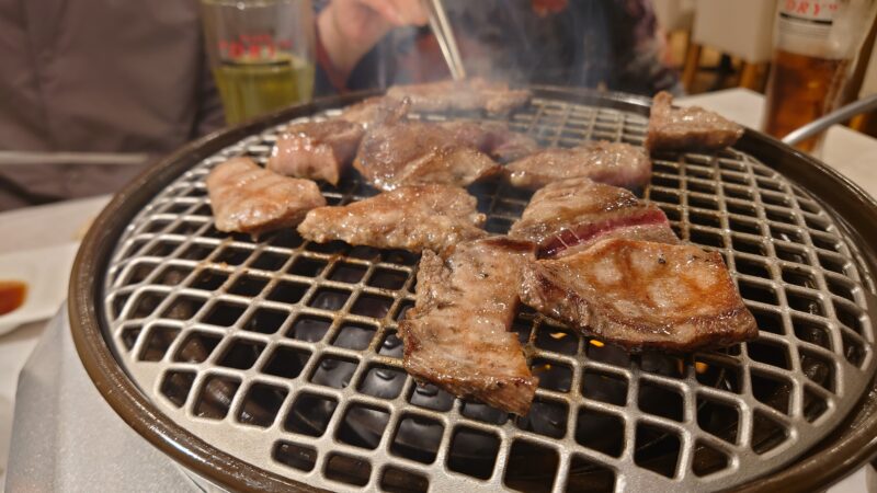 下赤塚の焼肉店「うし山」カルビ